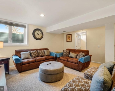 2505 Falling Brook Terrace - Photo Thumbnail 5