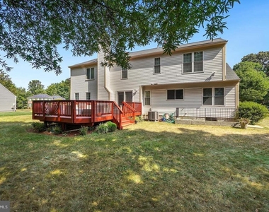 2505 Falling Brook Terrace - Photo Thumbnail 16