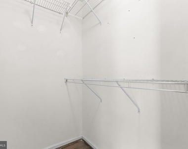 9624 Westerdale Drive - Photo Thumbnail 30