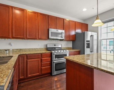 9624 Westerdale Drive - Photo Thumbnail 18