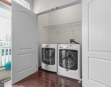 9624 Westerdale Drive - Photo Thumbnail 15