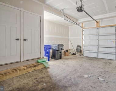8100 Miner Street - Photo Thumbnail 30
