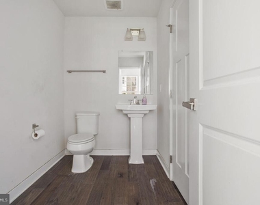 8100 Miner Street - Photo Thumbnail 6