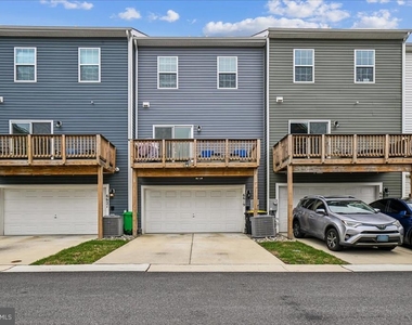 6619 Darter Way - Photo Thumbnail 1