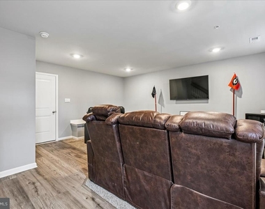 6619 Darter Way - Photo Thumbnail 5