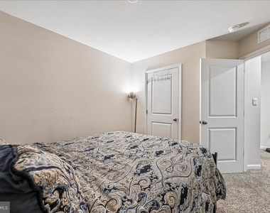 6619 Darter Way - Photo Thumbnail 16