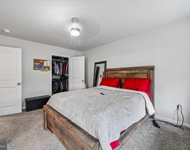 6619 Darter Way - Photo Thumbnail 13