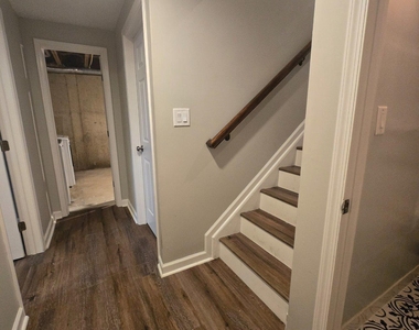 7811 New Ascot Lane - Photo Thumbnail 22