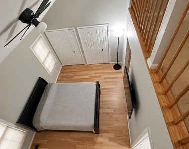 7535 Elioak Terrace - Photo Thumbnail 11