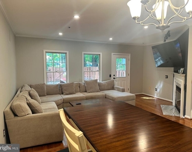 7535 Elioak Terrace - Photo Thumbnail 9