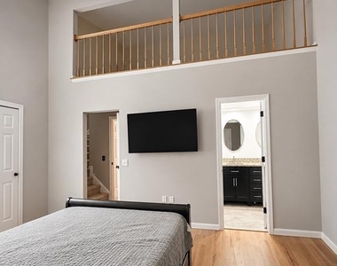7535 Elioak Terrace - Photo Thumbnail 12