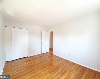 702 W Edmonston Drive - Photo Thumbnail 30