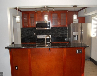 3346 Hewitt Avenue - Photo Thumbnail 3
