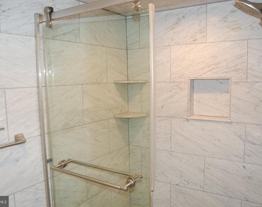 3346 Hewitt Avenue - Photo Thumbnail 5