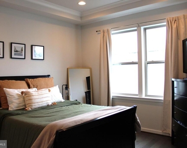5040 Oakmoore Drive - Photo Thumbnail 14