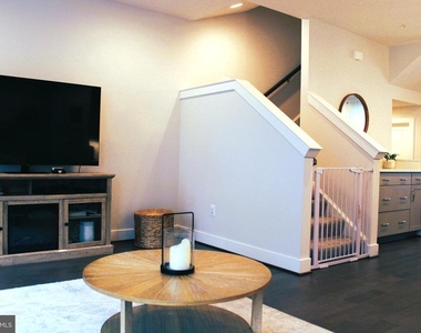 5040 Oakmoore Drive - Photo Thumbnail 13
