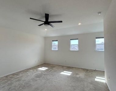 7925 Crystalbrook W - Photo Thumbnail 17