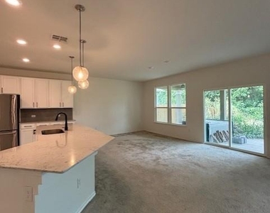 7925 Crystalbrook W - Photo Thumbnail 4