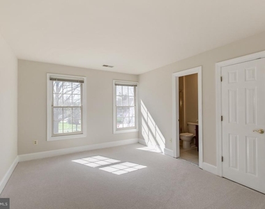 11001 Sugarbush Terrace - Photo Thumbnail 22