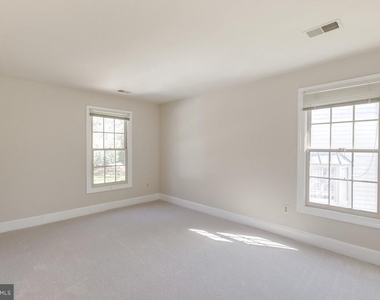 11001 Sugarbush Terrace - Photo Thumbnail 23