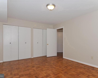 10618 Kenilworth Avenue - Photo Thumbnail 6