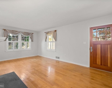 4116 Warner Street - Photo Thumbnail 1