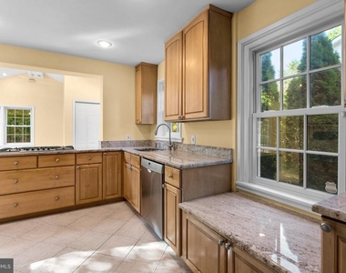 4116 Warner Street - Photo Thumbnail 6