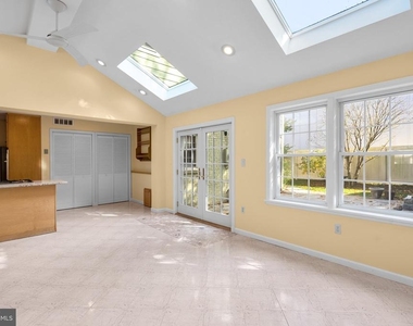 4116 Warner Street - Photo Thumbnail 14