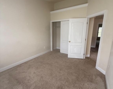 22106 Fair Garden Lane - Photo Thumbnail 21