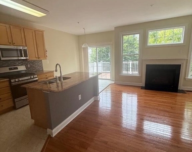 22106 Fair Garden Lane - Photo Thumbnail 9