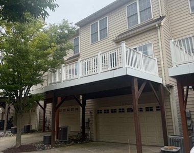 22106 Fair Garden Lane - Photo Thumbnail 31