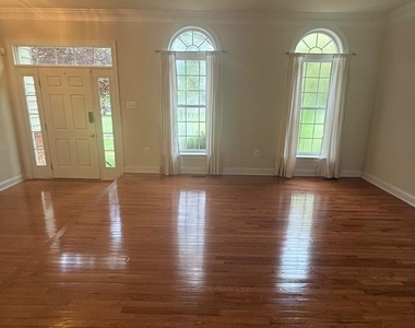 22106 Fair Garden Lane - Photo Thumbnail 6