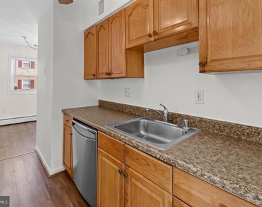 12814 Epping Terrace - Photo Thumbnail 11