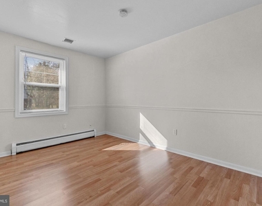 12814 Epping Terrace - Photo Thumbnail 18