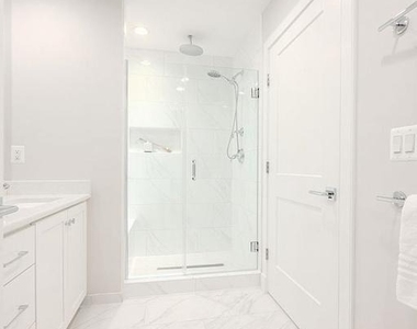 10326 Grosvenor Place - Photo Thumbnail 33