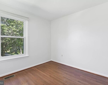 10606 Tuppence Court - Photo Thumbnail 6