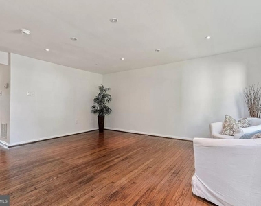 10606 Tuppence Court - Photo Thumbnail 3