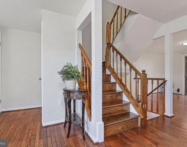 10606 Tuppence Court - Photo Thumbnail 13