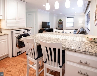 7036 Strathmore Street - Photo Thumbnail 4
