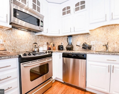 7036 Strathmore Street - Photo Thumbnail 24