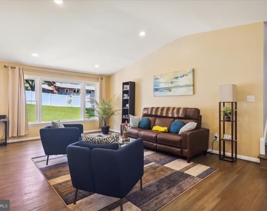 2711 Weller Road - Photo Thumbnail 17