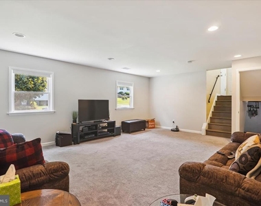 2711 Weller Road - Photo Thumbnail 49