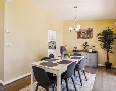 2711 Weller Road - Photo Thumbnail 12