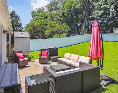 2711 Weller Road - Photo Thumbnail 20