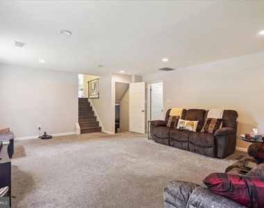 2711 Weller Road - Photo Thumbnail 52