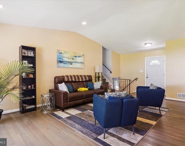 2711 Weller Road - Photo Thumbnail 14