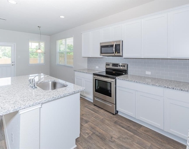6621 Kildare Dr - Photo Thumbnail 13