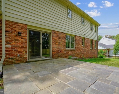 11200 Powder Horn Drive - Photo Thumbnail 47