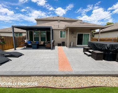 612 Sonterra Blvd - Photo Thumbnail 2