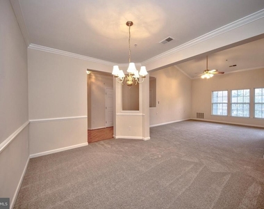 712 Kings Path - Photo Thumbnail 10